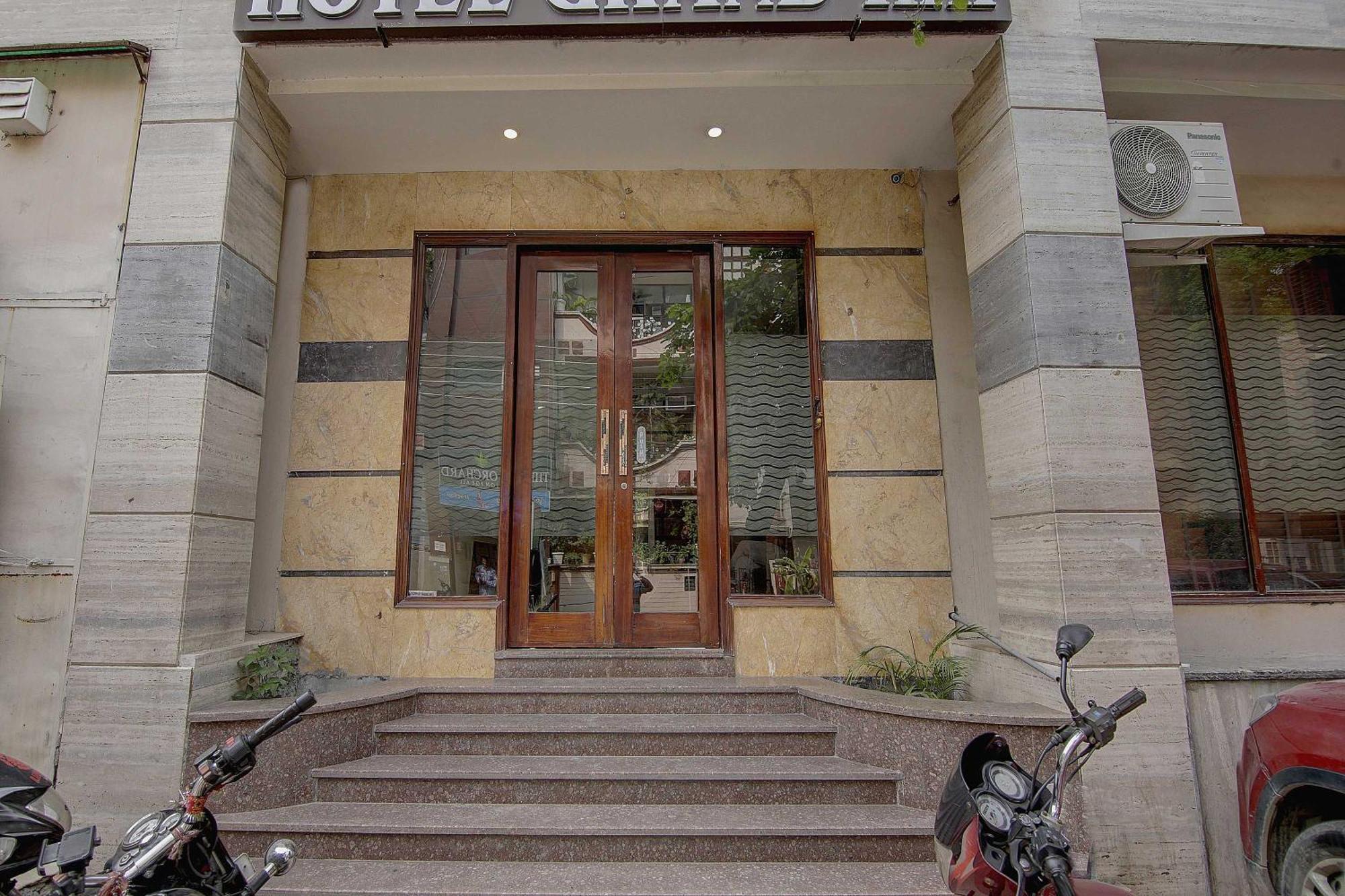 Townhouse Grand Inn Ghaziabad Extérieur photo