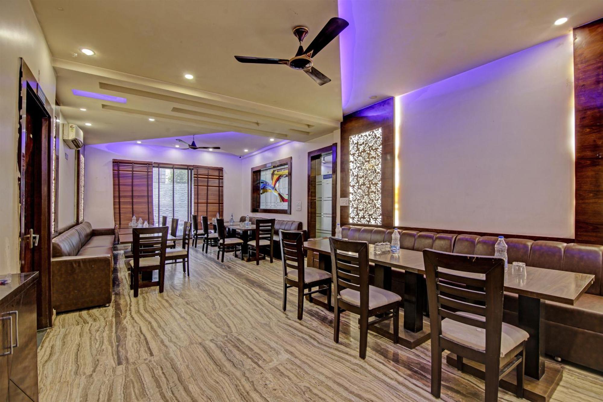 Townhouse Grand Inn Ghaziabad Extérieur photo