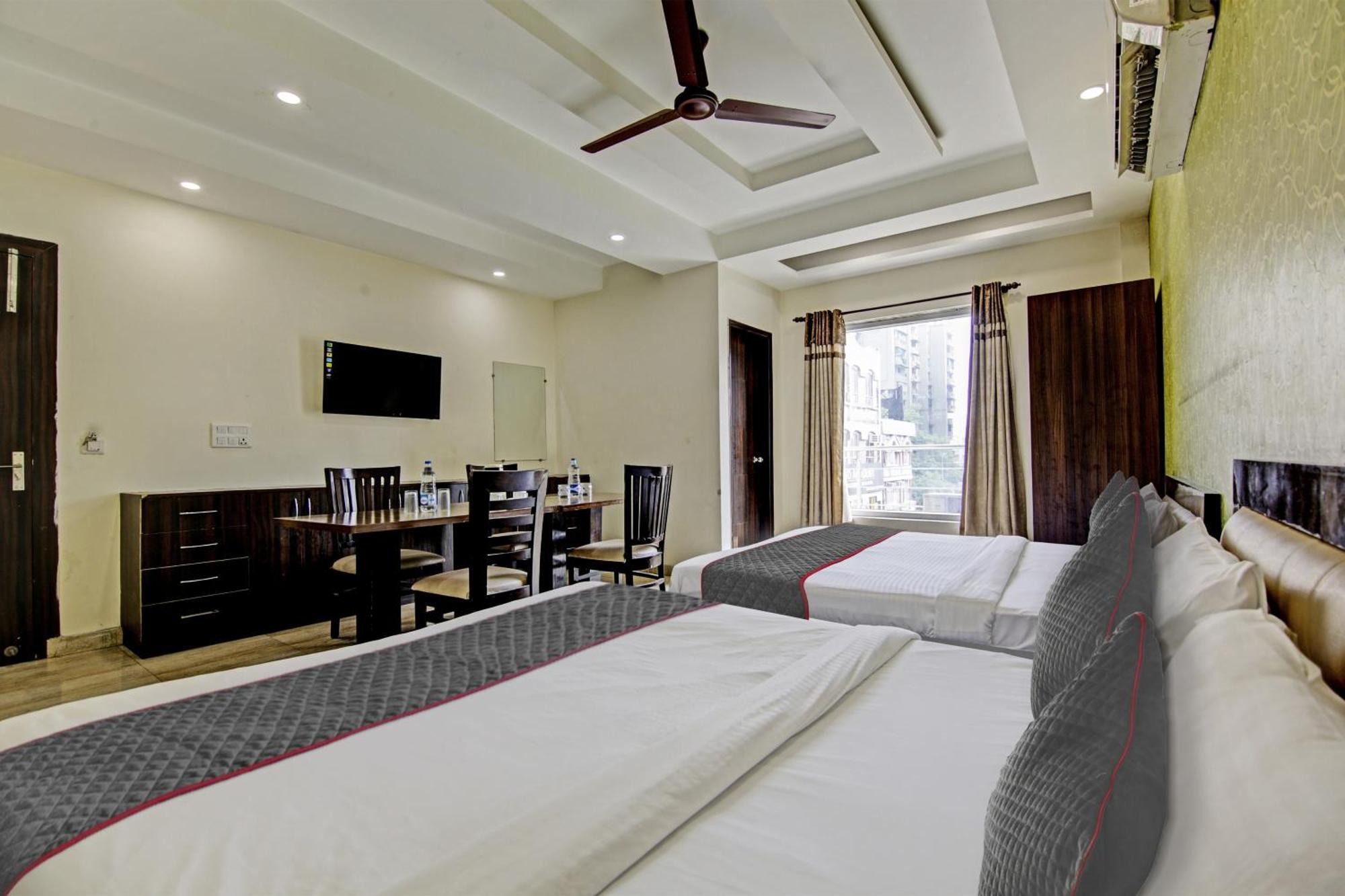 Townhouse Grand Inn Ghaziabad Extérieur photo