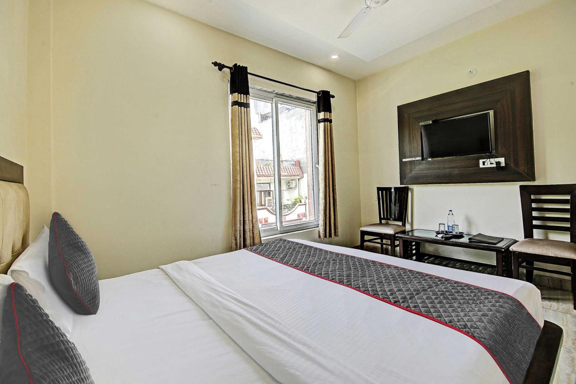 Townhouse Grand Inn Ghaziabad Extérieur photo